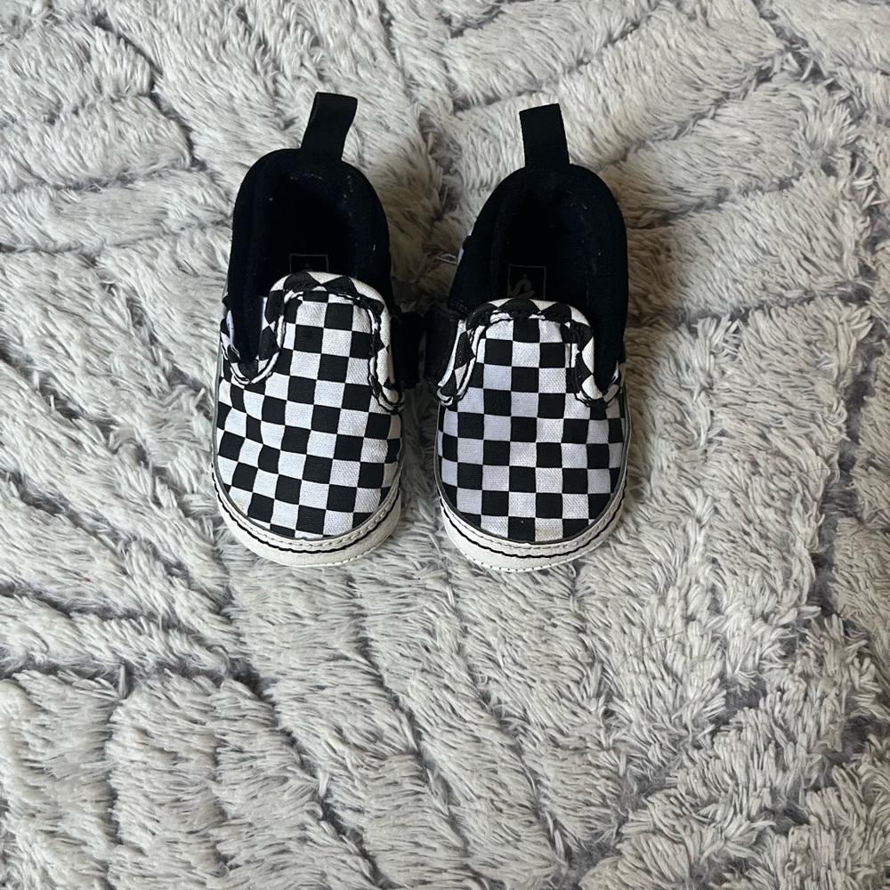 Sold!! 3c checkered vans